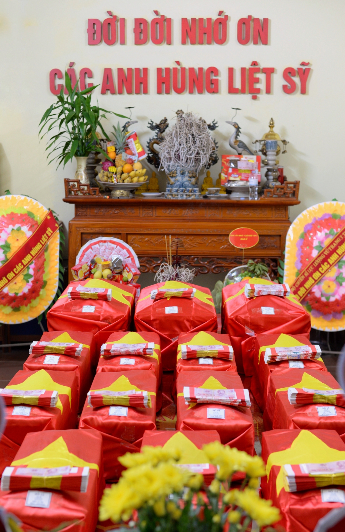 The team had recovered 42 sets of martyrs’ remains as of July 20. (Photo: Huu Tuan/VOV5)