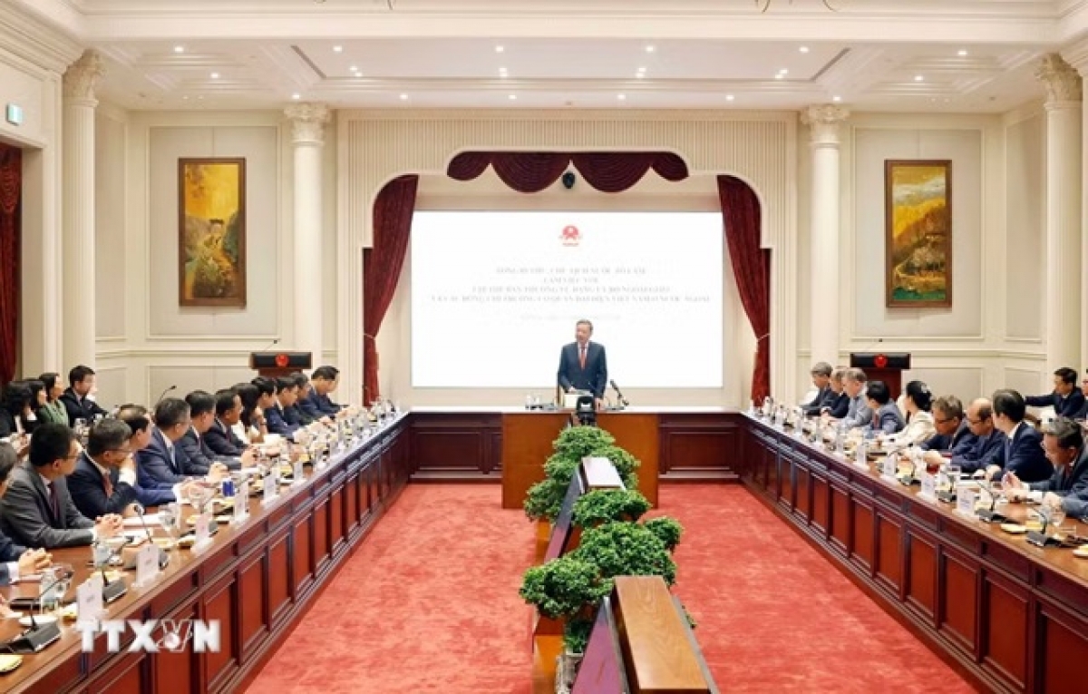 Party General Secretary and State President To Lam speaks at the meeting on Friday (Photo: VNA)