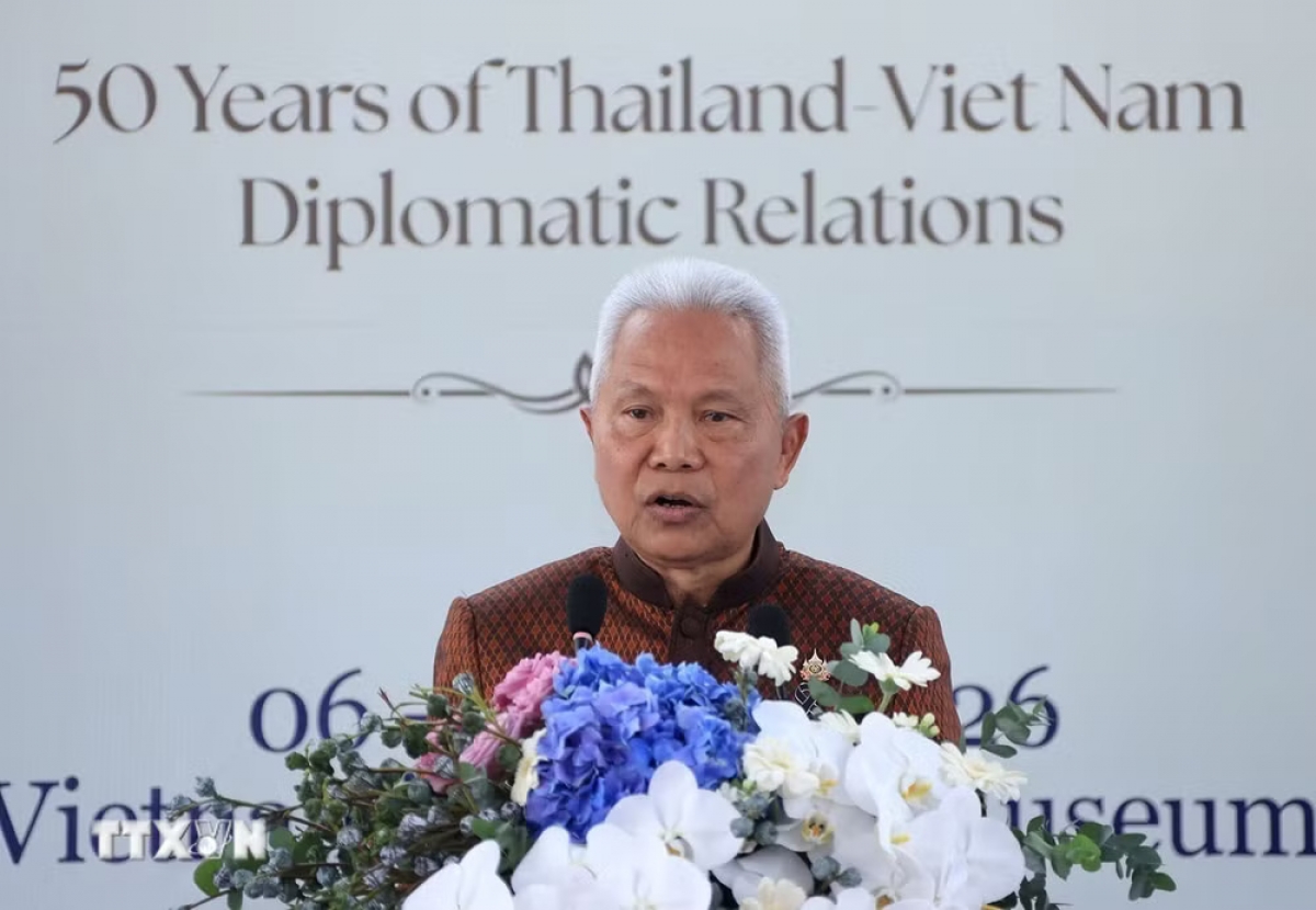 Sophon Zaram, President of the National Assembly and Speaker of the House of Representatives of Thailand speaks at the event. (Photo: VNA)
