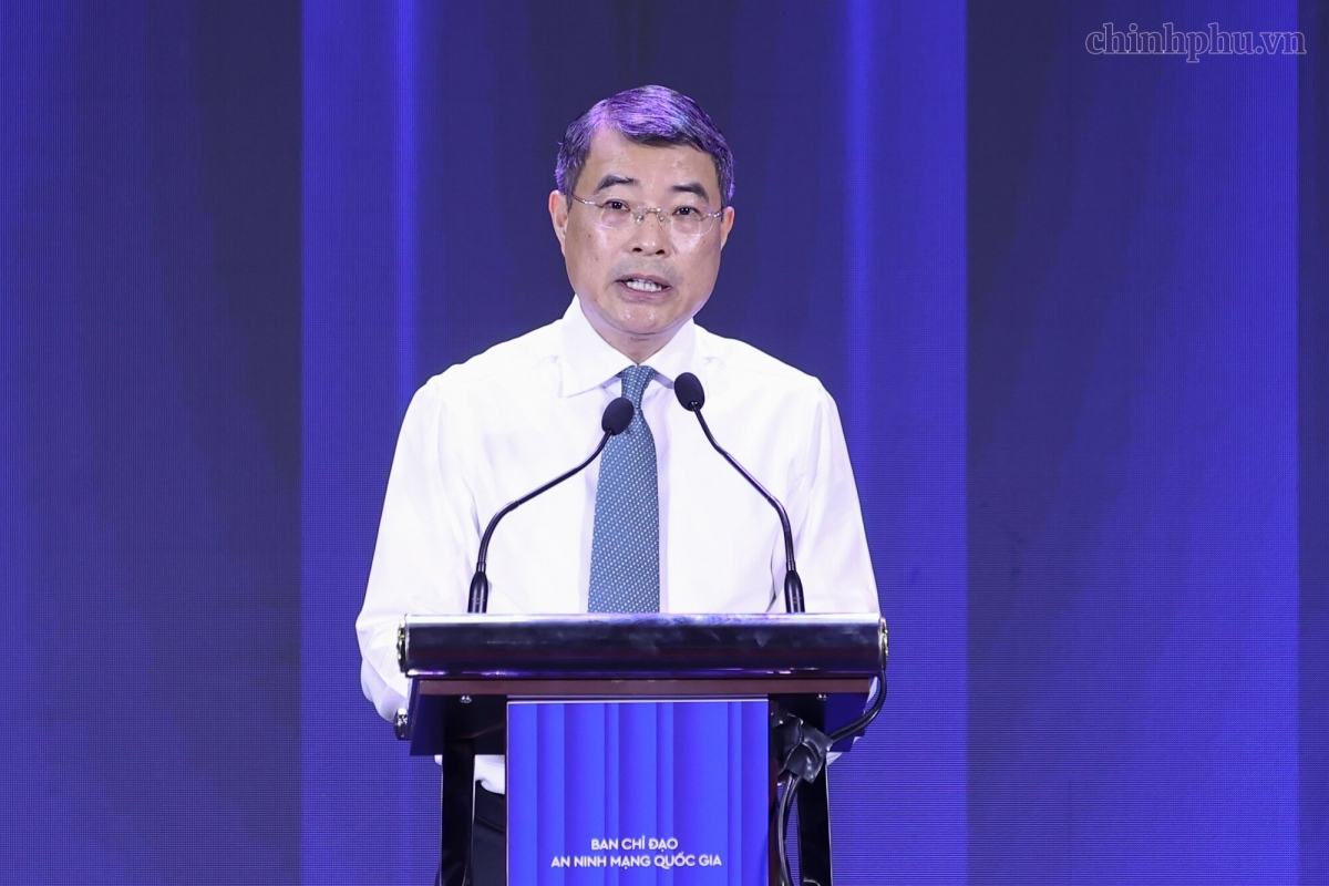 นายกรัฐมนตรี เลมิงห์ฮึง กล่าวปราศรัยในพิธี