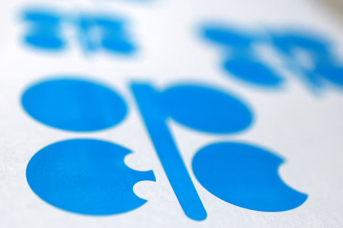 石油輸出国機構（OPEC）のロゴ（写真：REUTERS/Dado Ruvic）