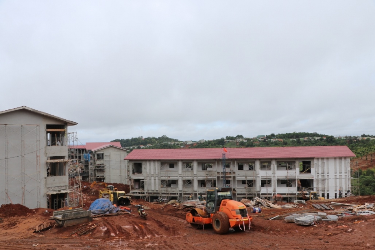 โรงเรียนที่ตำบลกว๋างจื๊กใช้เงินลงทุนก่อสร้างรวม 9.1 ล้านดอลลาร์สหรัฐ (lamdong.gov.vn)