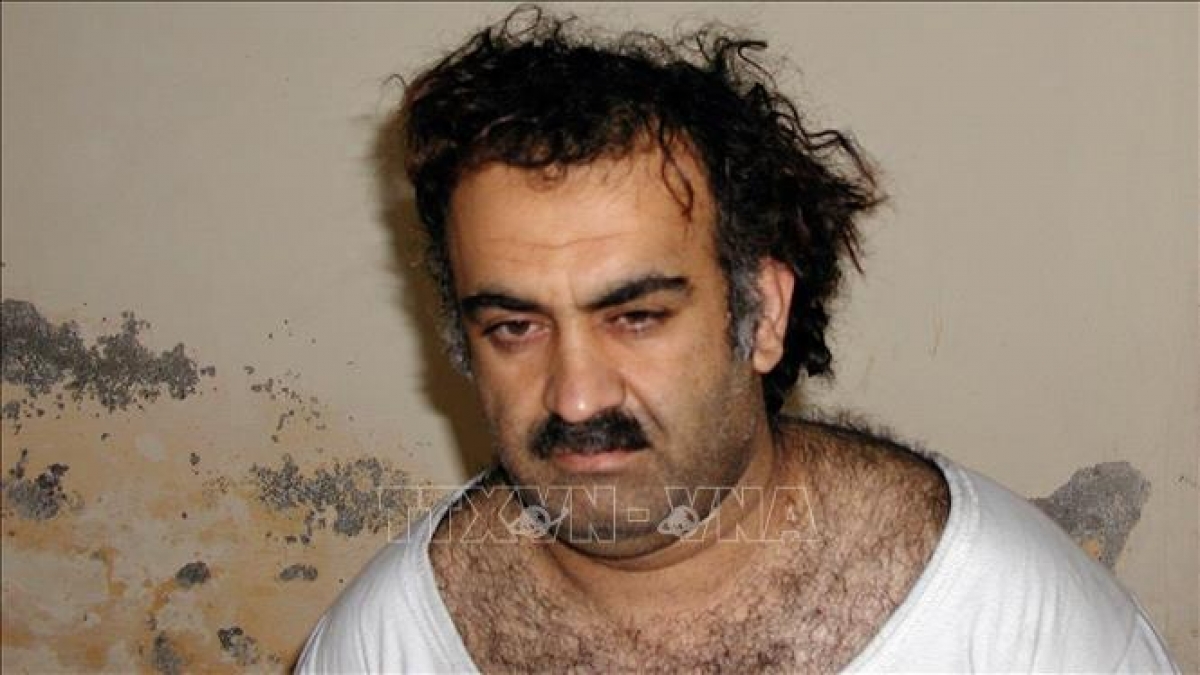 Khalid Sheikh Mohammed is arrested on March 1, 2003 (Photo: REUTERS/Courtesy of US News &amp; World Report)