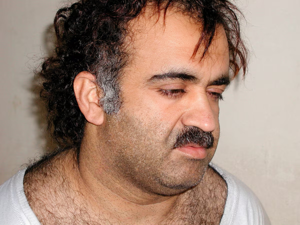 Khalid Sheikh Mohammed lors de son arrestation, le 1er mars 2003. Photo: REUTERS/Courtesy U.S. News &amp; World Report