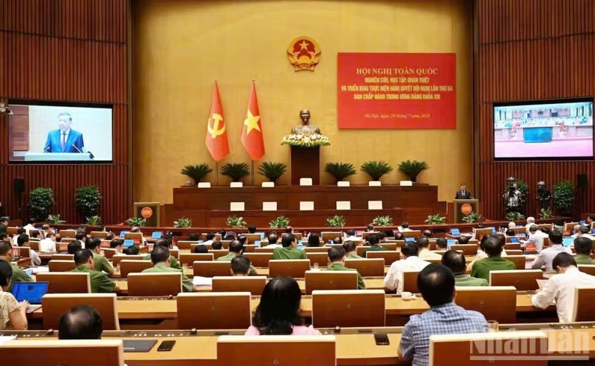 Hội nghị toàn quốc nghiên cứu, học tập, quán triệt và triển khai thực hiện Nghị quyết Hội nghị lần thứ ba Ban Chấp hành Trung ương Đảng khóa XIV. Ảnh: Báo Nhân Dân