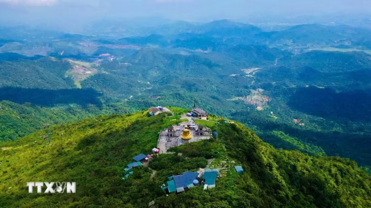 Der Berg Yen Tu in Quang Ninh. (Foto: VNA)
