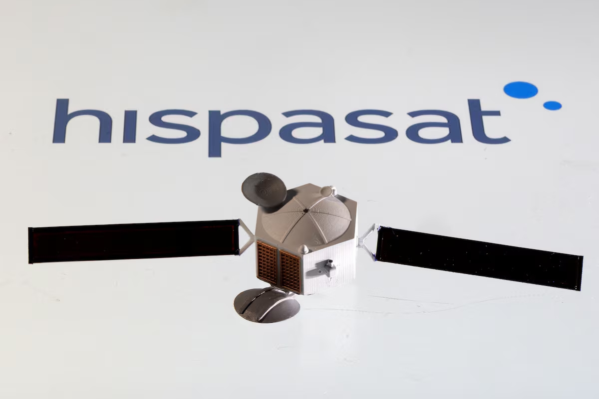 Hispasat desempeña un papel fundamental en el proyecto de red satelital IRIS² de la UE, valorado en 15.600 millones de euros. Foto: REUTERS/Dado Ruvic
