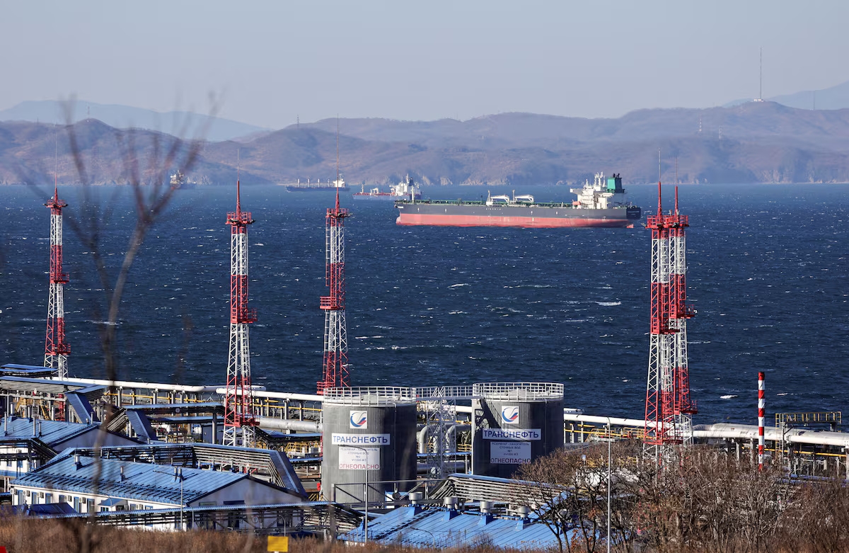 The crude oil tanker Fuga Bluemarine is anchored near the Kozmino oil terminal in Nakhodka Bay, near the port city of Nakhodka, Russia. File photo: REUTERS/Tatiana Meel
