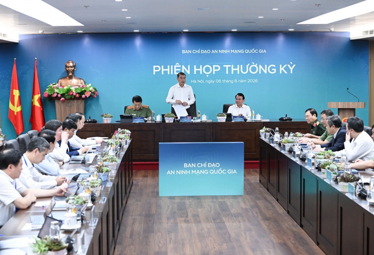 At the meeting (Photo: Lai Hoa/VOV)