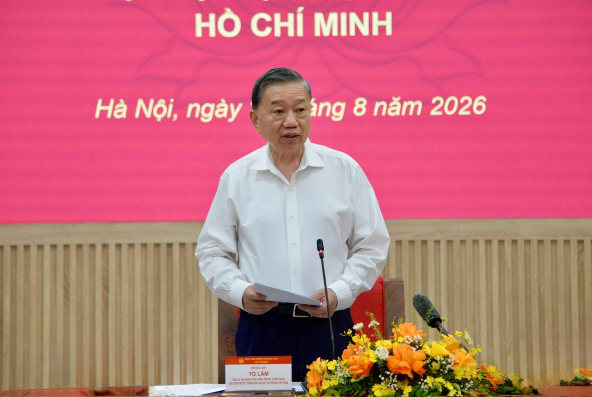 El secretario general del Partido Comunista y presidente de Vietnam, To Lam habla en la reunión. Foto: VOV
