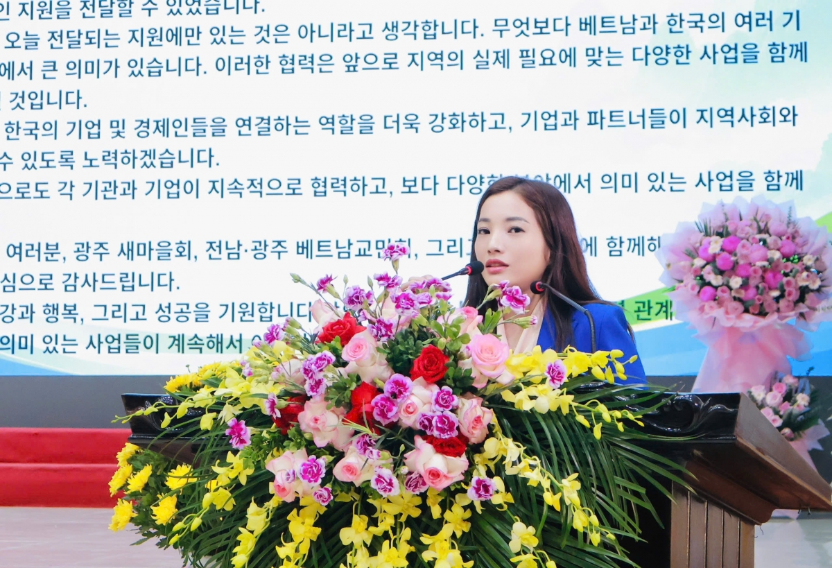  Bà Nguyễn Thị Lệ Hoa, Chủ tịch Hội Người Việt Nam tại Jeonnam – Gwangju