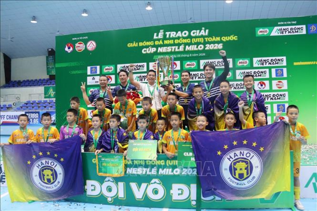 Hanoi FC gewinnt die nationale Kinderfußballmeisterschaft 2026. (Foto: baotintuc.vn)