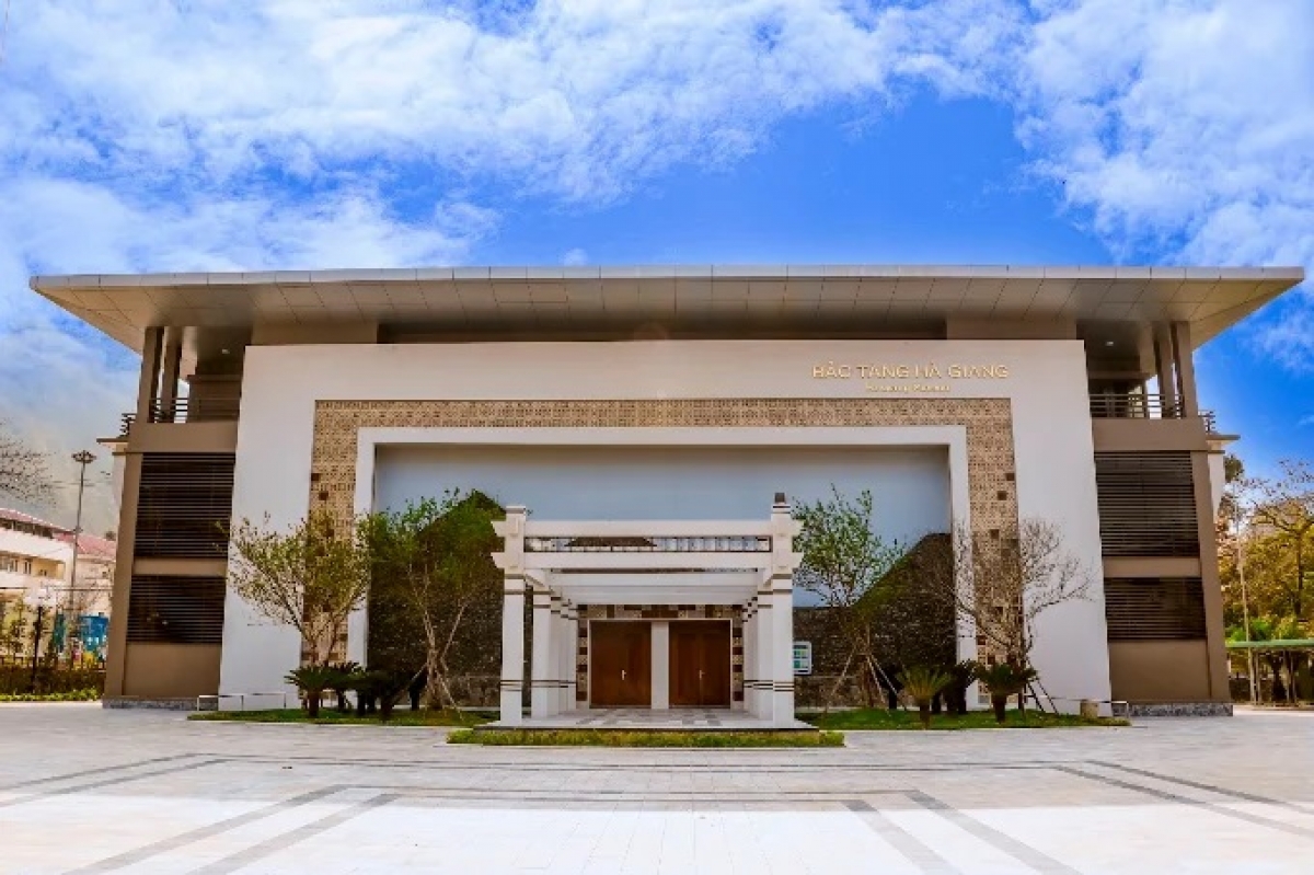 Bảo tàng Hà Giang (hay còn gọi Bảo tàng Tuyên Quang, cơ sở 2 Hà Giang). Sau khi được cải tạo, nâng cấp, Bảo tàng chính thức mở cửa đón khách từ ngày 1-9-2023. Ảnh fbHaGiangMuseum.