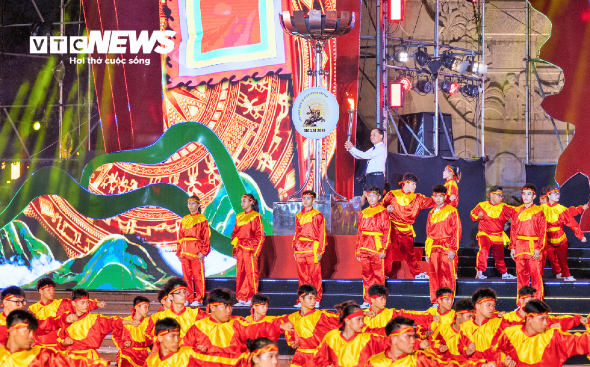 Tại lễ khai mạc, ông Thái Đại Ngọc, Bí thư Tỉnh ủy Gia Lai thực hiện nghi thức thắp sáng đài lửa bằng ngọn lửa thiêng được rước từ Bảo tàng Quang Trung. Ngọn lửa thắp sáng biểu trưng cho tinh thần thượng võ, ý chí quật cường và sự lan tỏa giá trị võ cổ truyền Việt Nam ra thế giới.