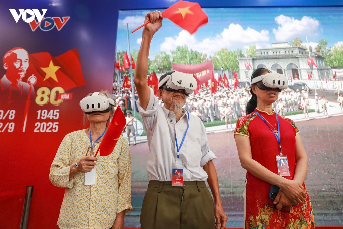 VR experience at Ho Chi Minh City-based Independence Palace will bring visitors back to history. (Photo by organisers)
