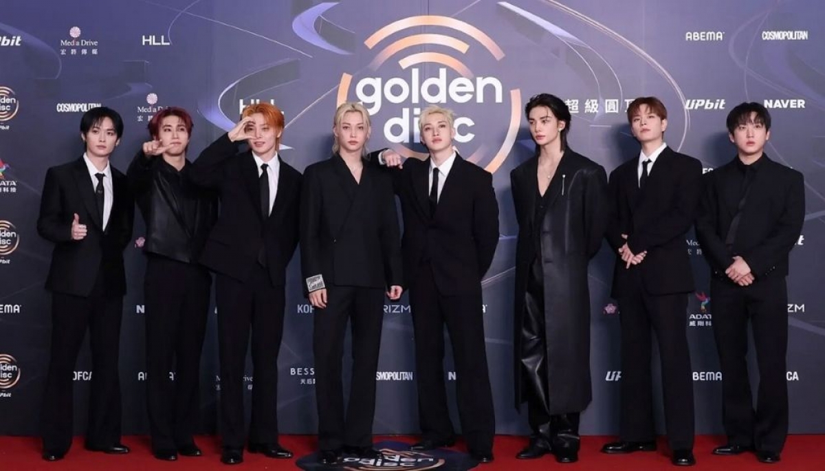 The K-pop boy group Stray Kids poses for photos on the red carpet at the 40th Golden Disc Awards held at the Taipei Dome in Taipei, Taiwan (China). (Photo: HLL Joongang)