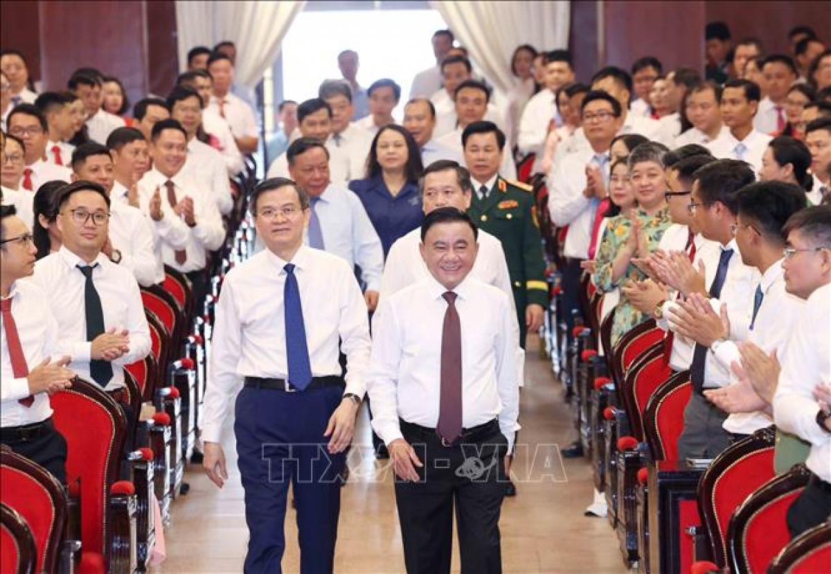 Thường trực Ban Bí thư Trần Cẩm Tú dự Lễ khai giảng năm học mới 2026 - 2027 Học viện Chính trị Quốc gia Hồ Chí Minh. Ảnh: Phương Hoa/TTXVN