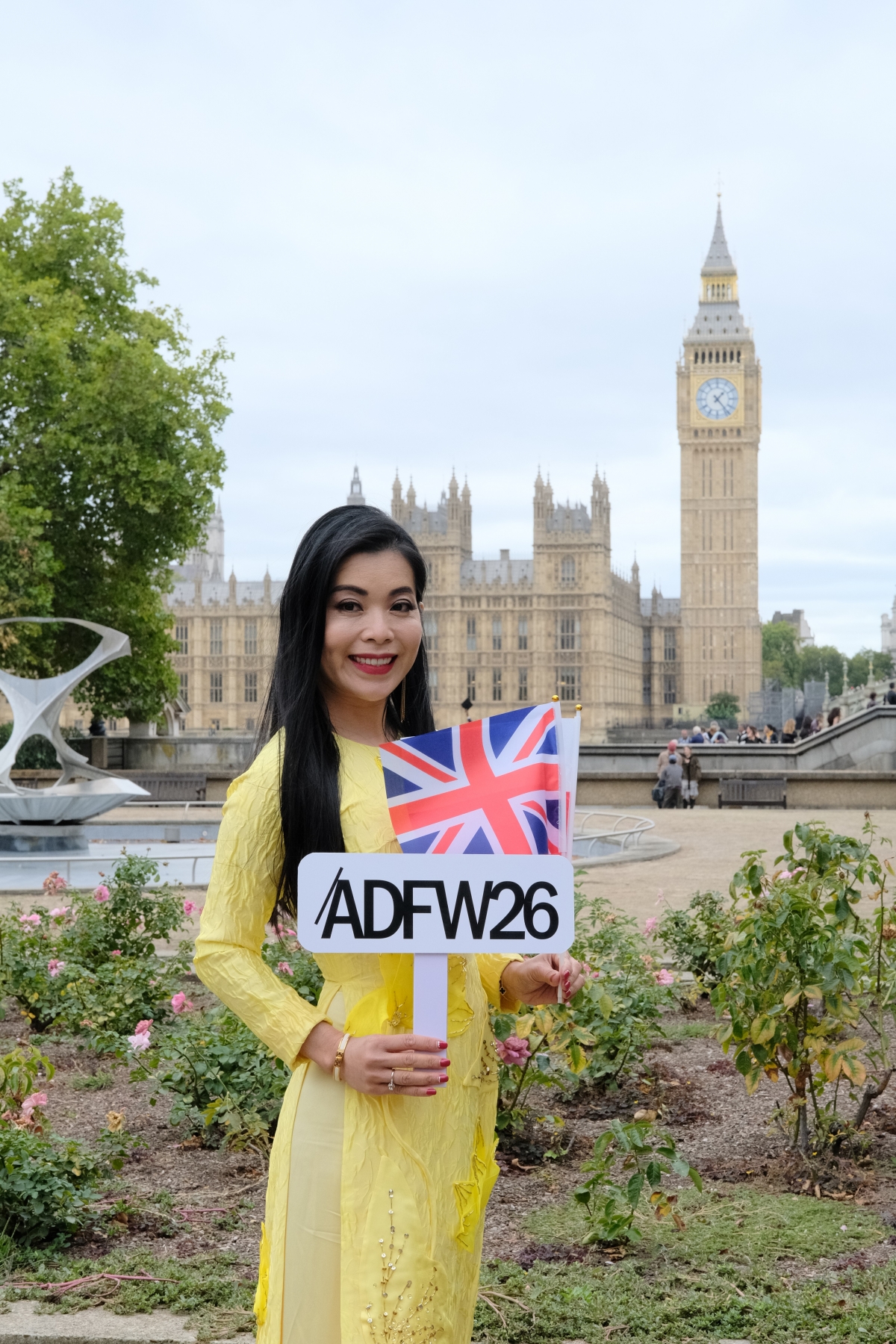 Trân Hoàng Mai Anh, Miss Áo dài des épouses d’Europe en 2018 dans la catégorie des 31 à 50 ans. Photo: comité d'organisation