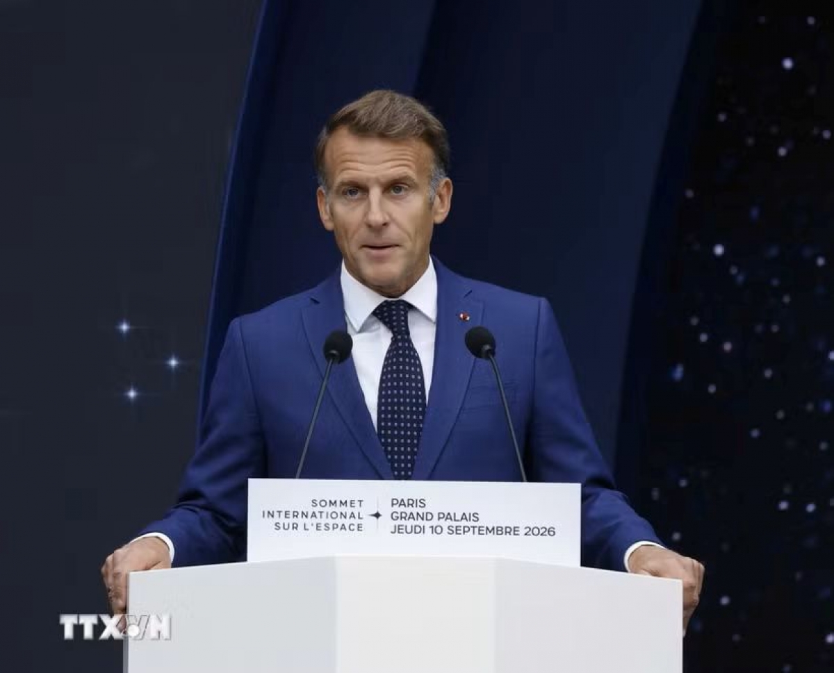 Le président français, Emmanuel Macron, prononce le discours d’ouverture du Sommet de l’Espace. Photo: Thông Nhât/TTXVN