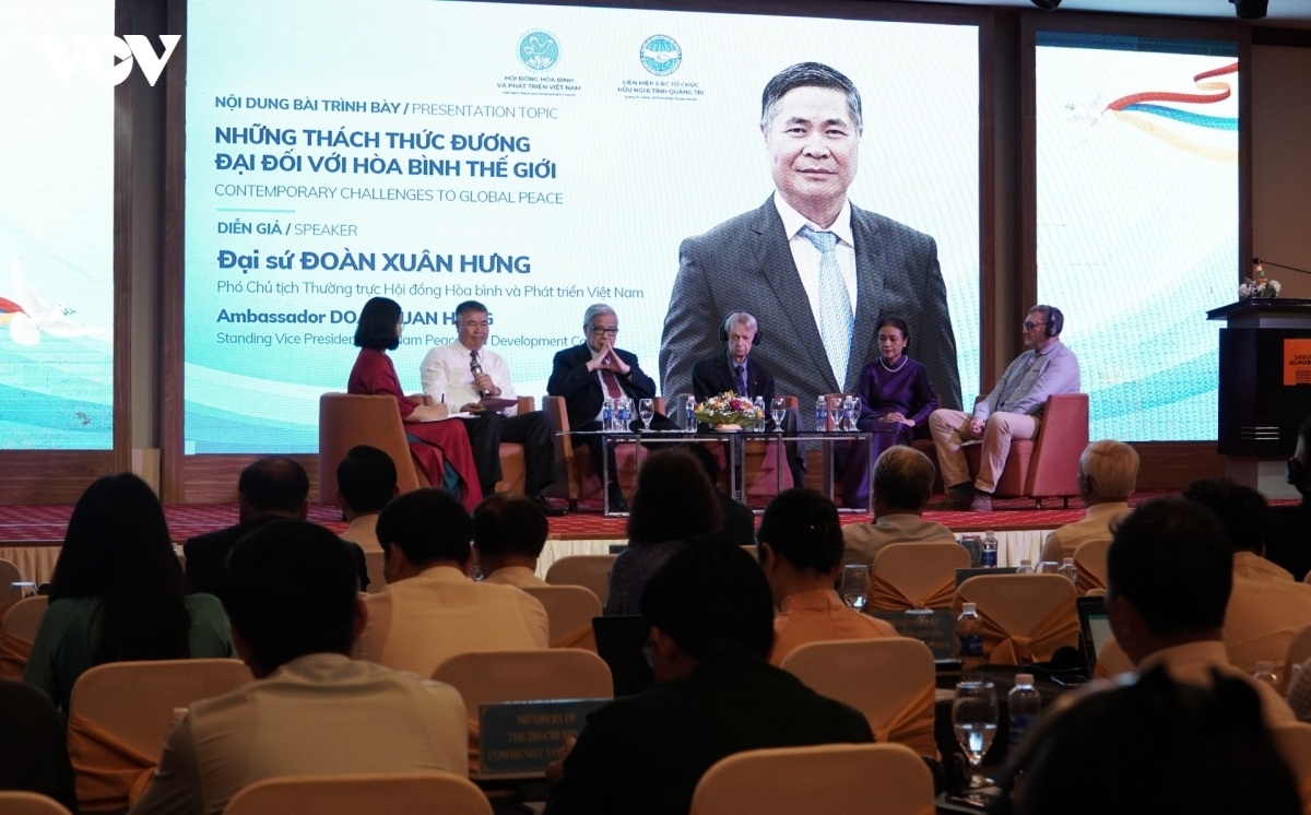 A discussion on “value of peace in today’s volatile world.” (Photo: VOV)