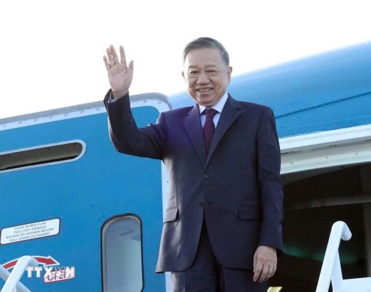 General Secretary and President To Lam has successfully concluded his trip to attend the High-Level General Debate of the 81st Session of the UN General Assembly and engage in bilateral activities in the United States, as well as his state visit to Canada. (Photo: VNA)