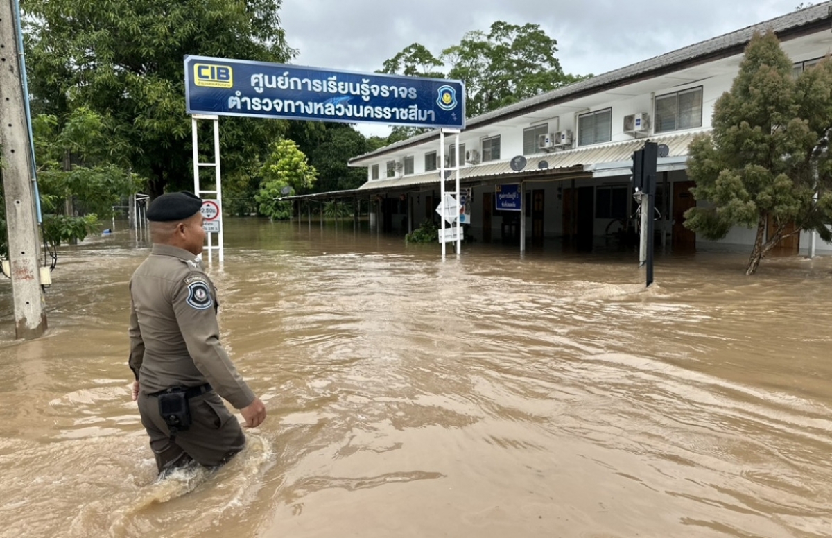 Überschwemmungen in der thailändischen Provinz Nakhon Ratchasima. (Foto: Büro für Öffentlichkeitsarbeit der Provinz Nakhon Ratchasima)