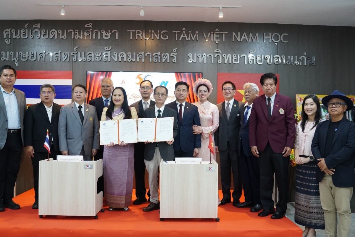 Khoa Ngôn ngữ học và Việt Nam học VNU-USSH ký kết Biên bản ghi nhớ hợp tác với Khoa Nhân văn và Khoa học Xã hội KKU.