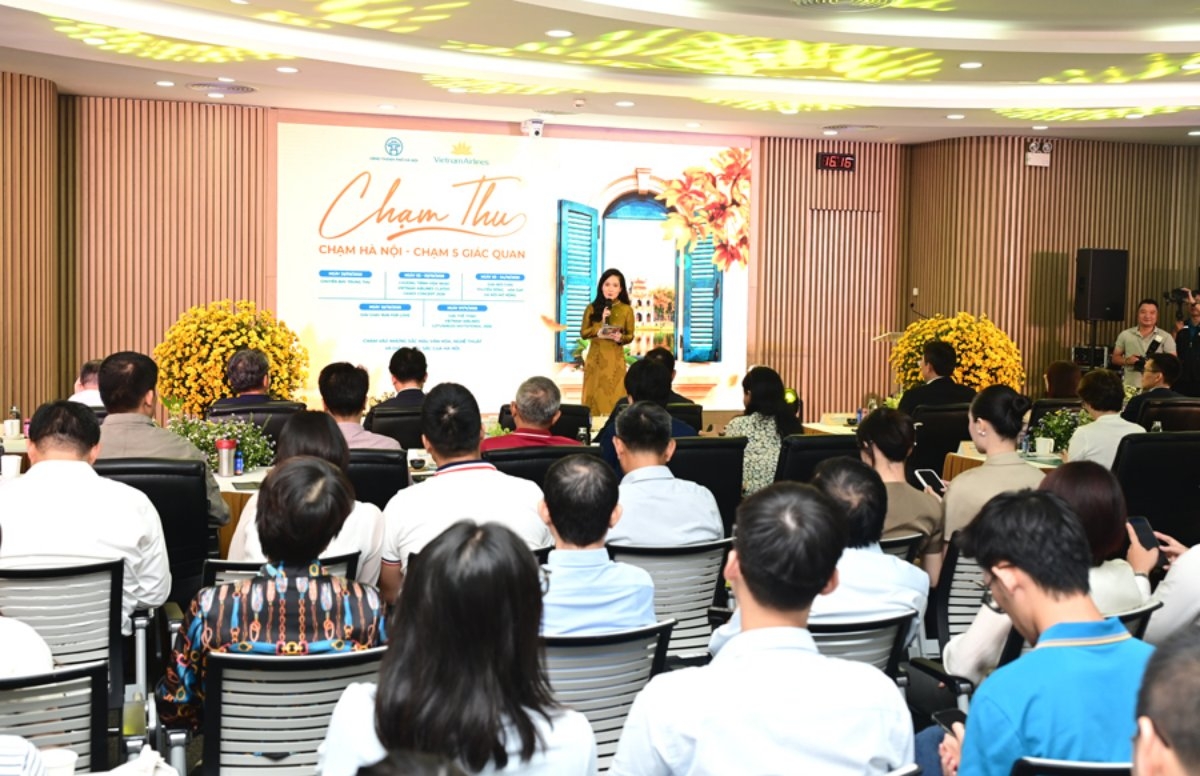 Toàn cảnh buổi khởi động chiến dịch. Ảnh: TITC