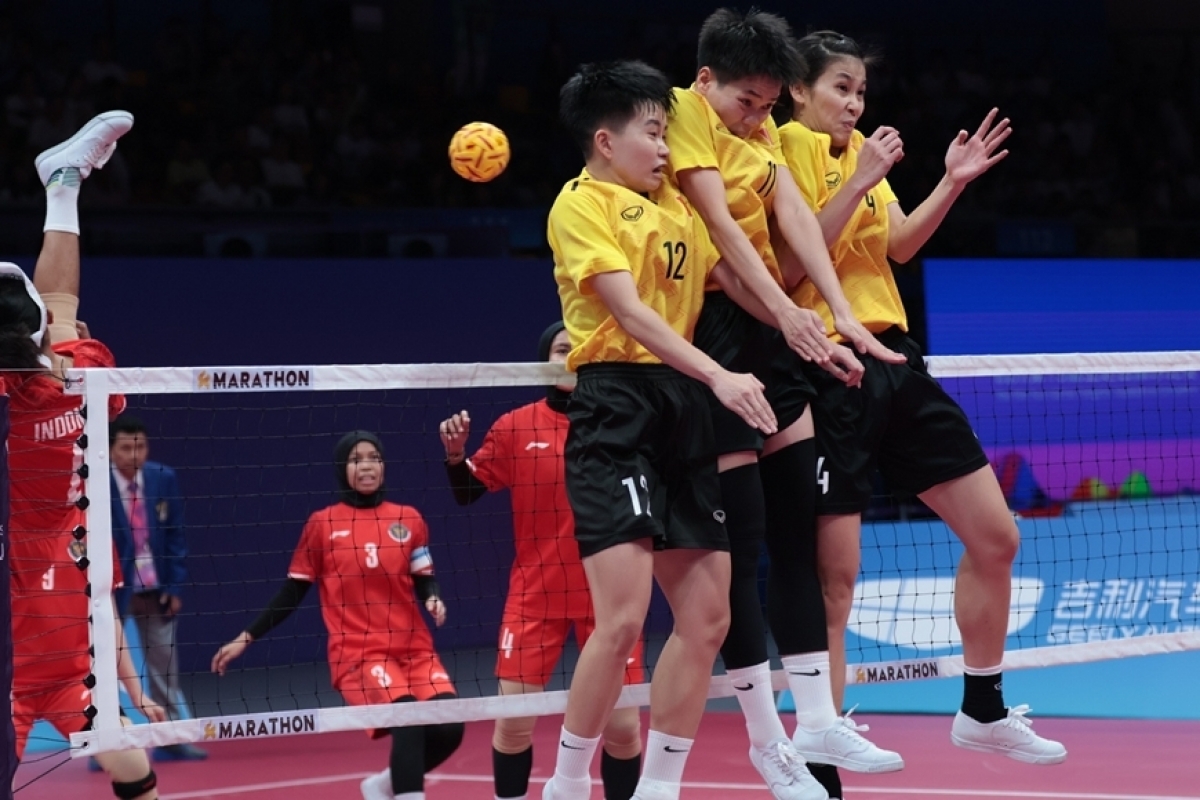 Es wird erwartet, dass die vietnamesische Sepak-Takraw-Nationalmannschaft der Frauen eine Goldmedaille bei den ASIAD 2026 gewinnen wird. (Foto: Quy Luong/qdnd/vn)