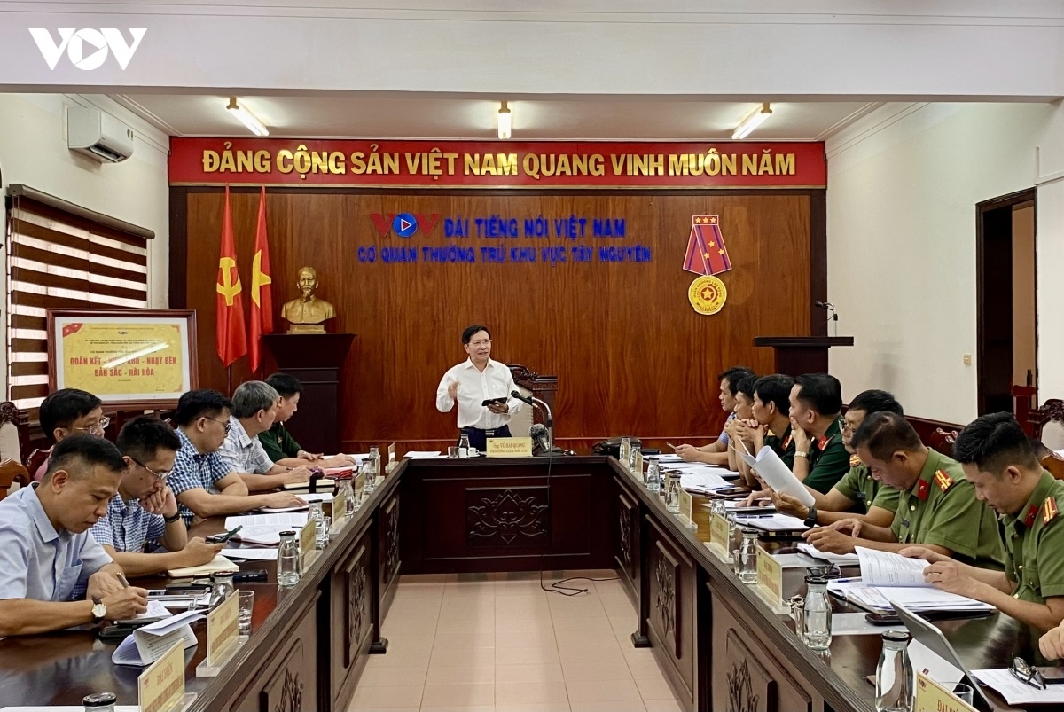 Phó Tổng Giám đốc Đài Tiếng nói Việt Nam Vũ  Hải Quang kết luận buổi làm việc.