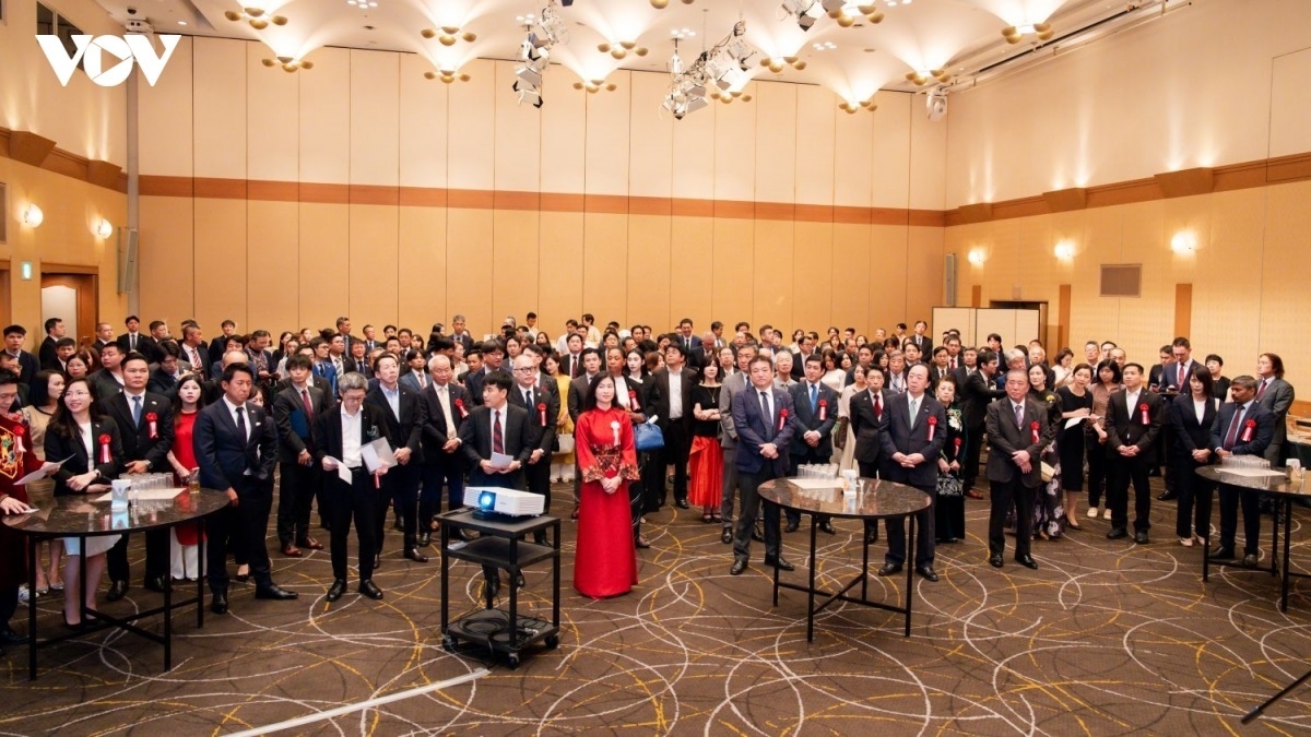 Buổi lễ có sự tham dự của gần 200 đại biểu, gồm lãnh đạo chính quyền và hội đồng các địa phương; đại diện các cơ quan Trung ương Nhật Bản và cơ quan lãnh sự tại khu vực Kyushu; đại diện các hội hữu nghị, tổ chức, doanh nghiệp, đông đảo bạn bè Nhật Bản cùng đại diện các tổ chức, hội đoàn người Việt Nam tại khu vực Kyushu – Okinawa.
