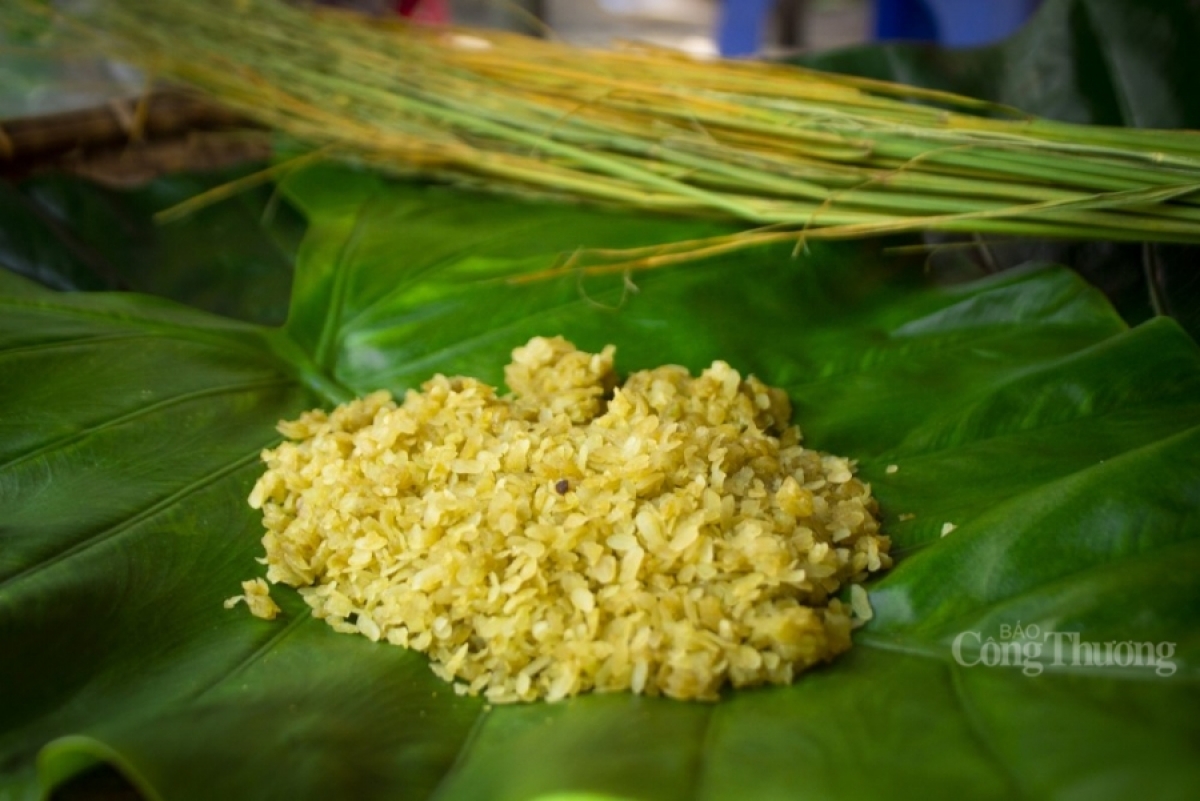 ເຂົ້າເໝົ້າກໍ່​ແມ່ນ​ຈຸດ​ພິ​ເສດ​ໃນລະດູໃບໄມ້ຫຼົ່ນຂອງ ຮ່າໂນ້ຍ<br>
(ພາບປະ​ກອບ: congthuong.vn)