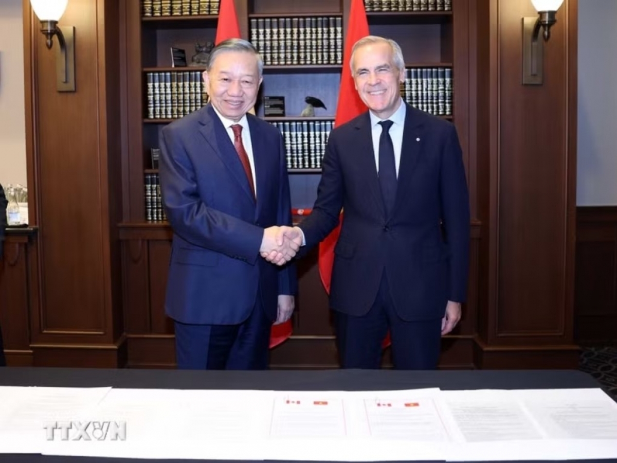 Tổng Bí thư, Chủ tịch nước Tô Lâm và Thủ tướng Canada Mark Carney. (Ảnh: TTXVN)