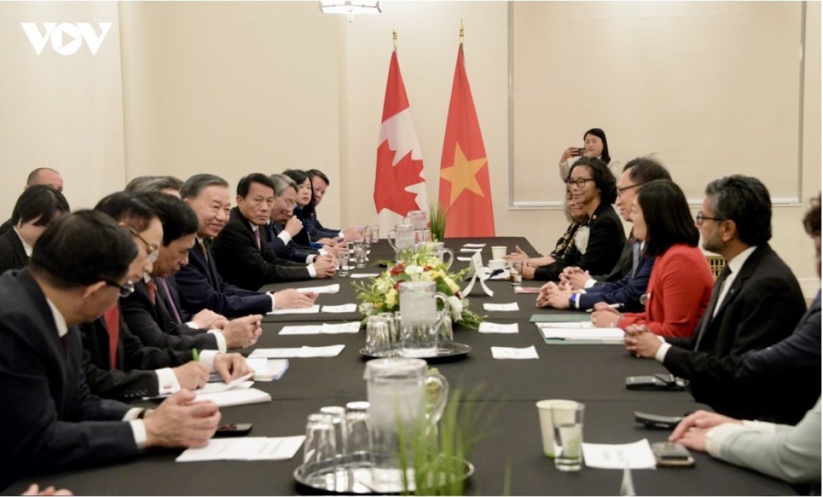 Tổng Bí thư, Chủ tịch nước Tô Lâm tiếp Nhóm Nghị sĩ hữu nghị Canada - Việt Nam