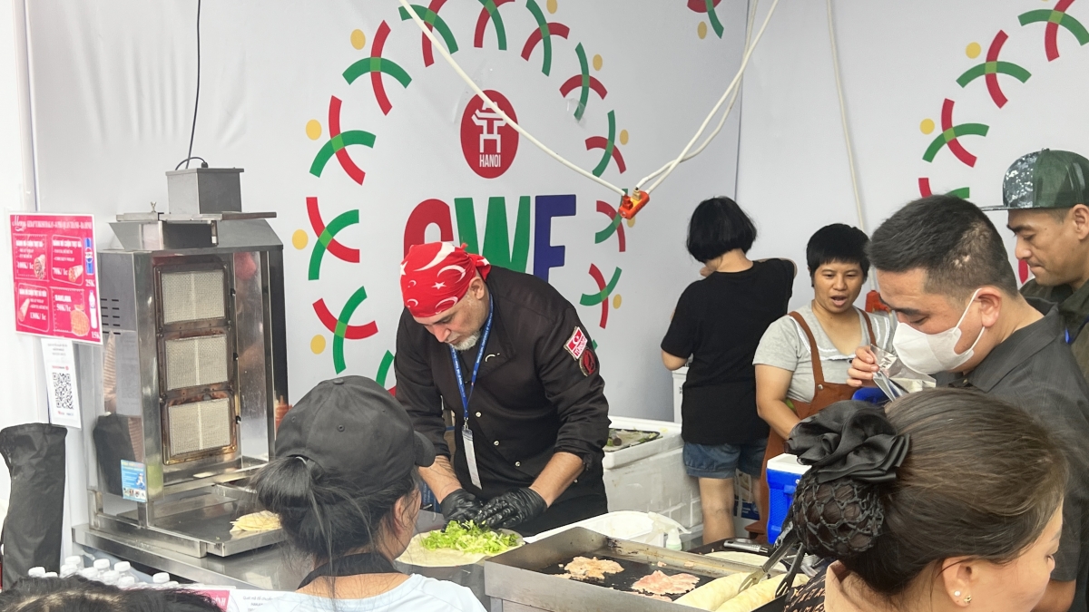 The Turkiye booth at the 2nd World Cultural Festival in Hanoi (Photo: The Hung)
