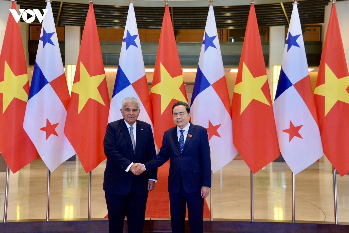 National Assembly President Tran Thanh Man meets with President of Panama José Raúl Mulino Quintero. (Photo: VOV)