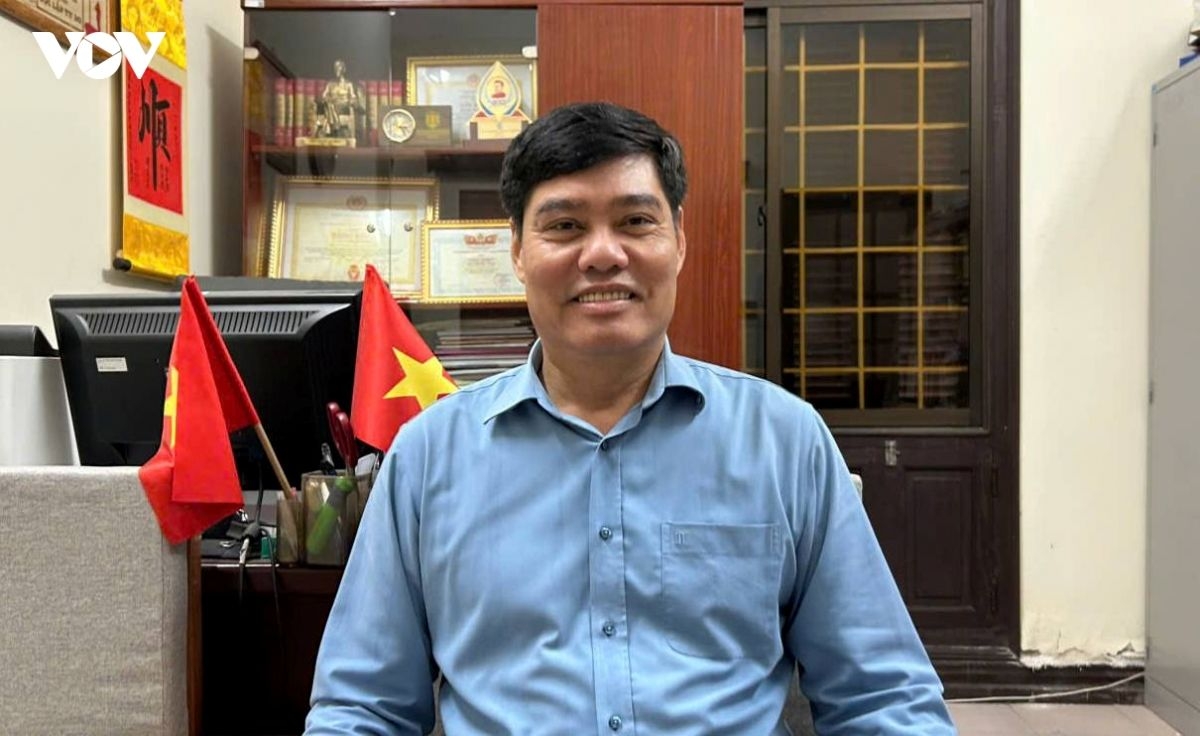 Le professeur associé Lê Van Cuong, directeur adjoint de l’Institut de construction du Parti, relevant de l’Académie nationale de politique Hô Chi Minh. Photo: VOV