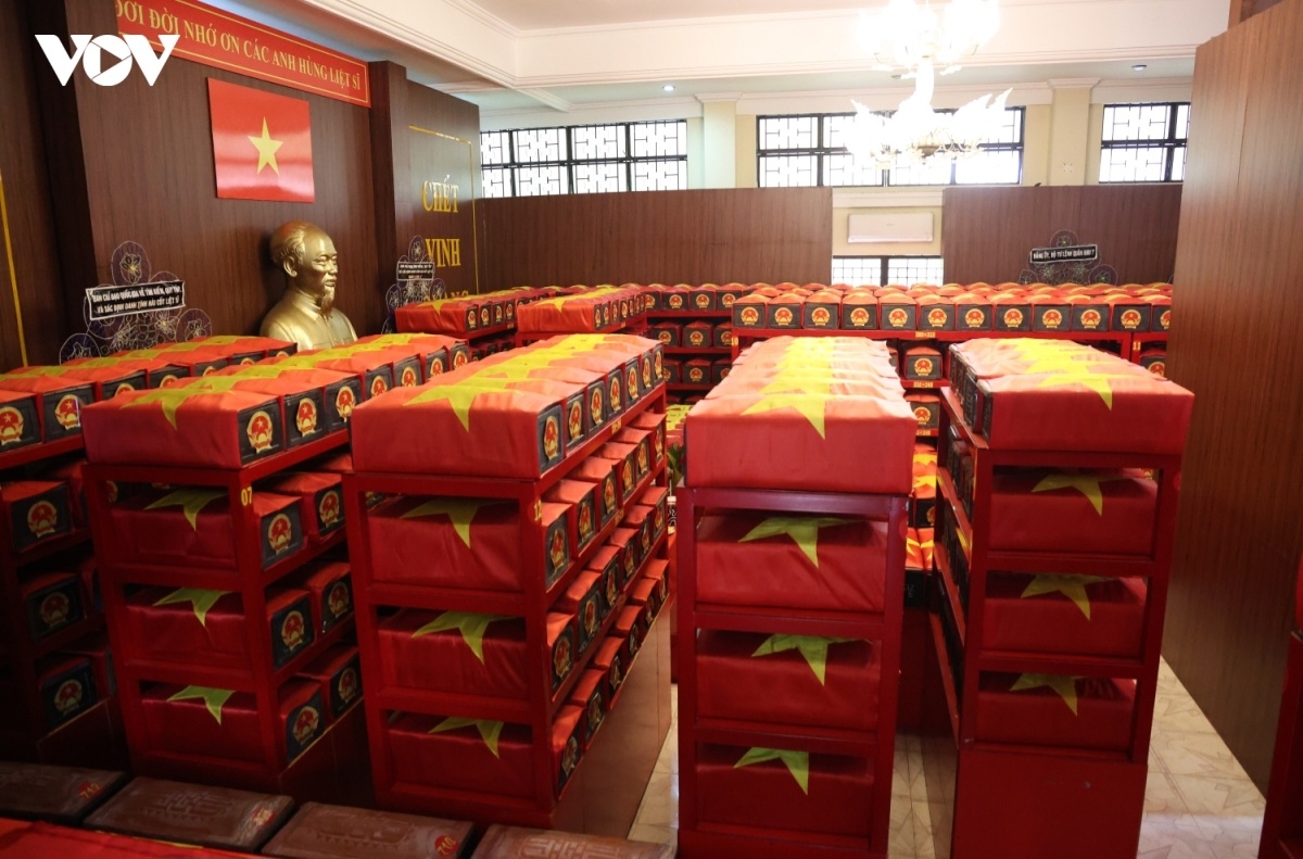 Từ ngày 23/6 đến nay, Đội K74 thuộc Bộ Tư lệnh TP.HCM cùng các lực lượng đã tìm kiếm, quy tập được 731 hài cốt liệt sĩ tại Công viên Lê Thị Riêng. Ảnh: Tỷ Huỳnh/VOV