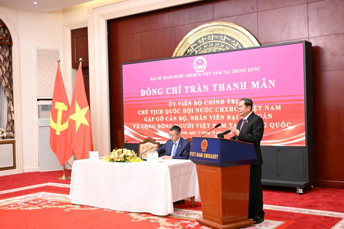 El presidente de la Asamblea Nacional, Tran Thanh Man, interviene en el encuentro. Foto: VOV