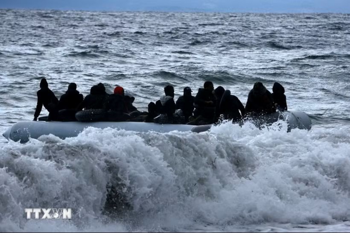 Migrants sur un bateau. Photo d'illustration: AVI