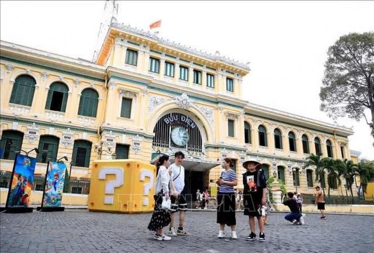 Le bureau de poste central, un édifice architectural remarquable au cœur de Hô Chi Minh-Ville. Photo: Hông Dat/TTXVN