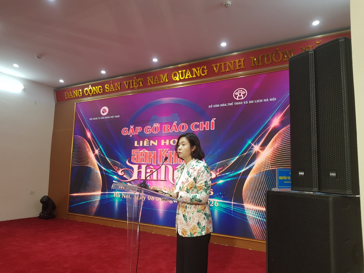 Bà Lê Thị Ánh Mai, Phó Giám đốc Sở Văn hóa, Thể thao và Du lịch Hà Nội, phát biểu tại buổi gặp gỡ báo chí.