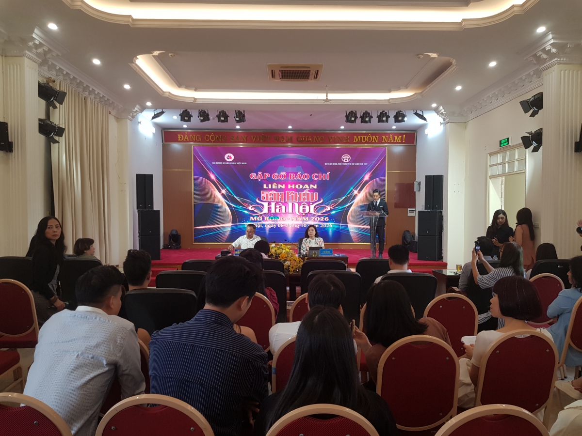 Quang cảnh buổi họp báo.