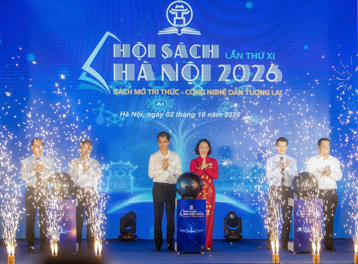 Los delegados llevan a cabo la ceremonia de inauguración de la Feria del Libro de Hanói 2026. Foto: Comité Organizador