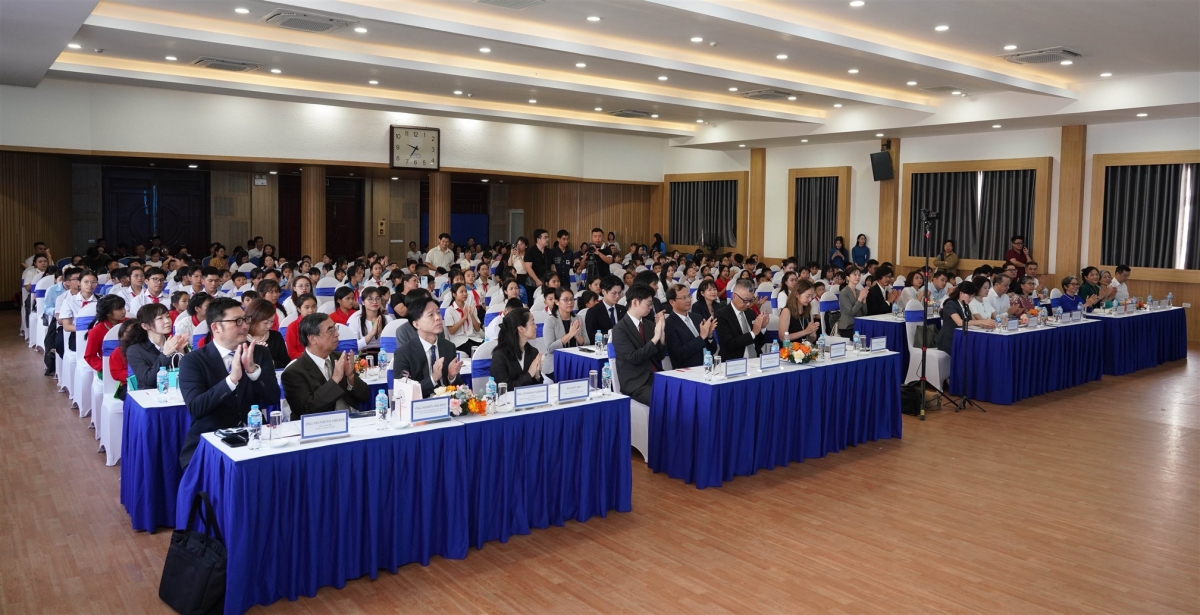 Quang cảnh buổi Lễ.