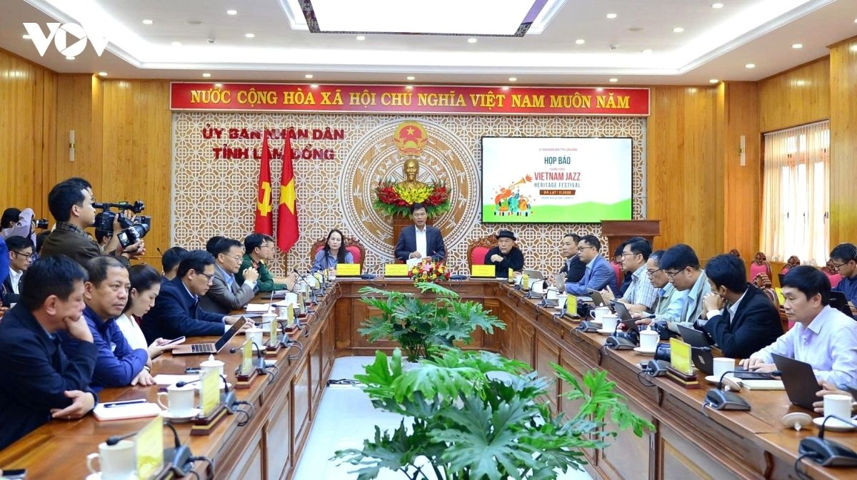 ภาพการแถลงข่าว