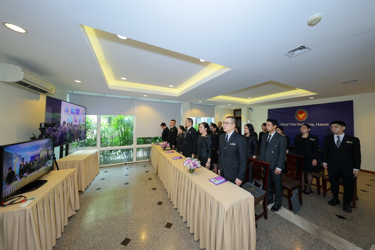 บรรดาผู้แทนเข้าร่วมงาน ณ สถานเอกอัครราชทูตไทยประจำเวียดนาม (ภาพจากสถานเอกอัครราชทูตไทย ณ กรุงฮานอย)