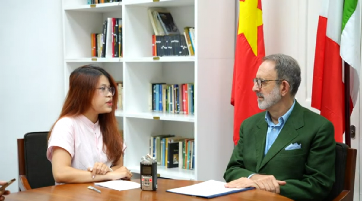 Đại sứ Italia tại Việt Nam Marco Della Seta trả lời phỏng vấn
