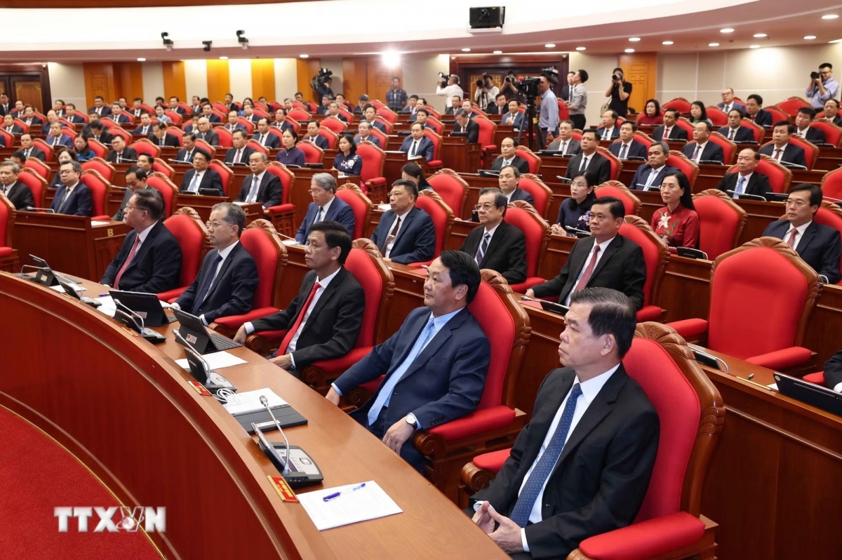 Các đại biểu tham dự phiên Bế mạc Hội nghị lần thứ tư Ban Chấp hành Trung ương Đảng khóa XIV. Ảnh: Thống Nhất/TTXVN
