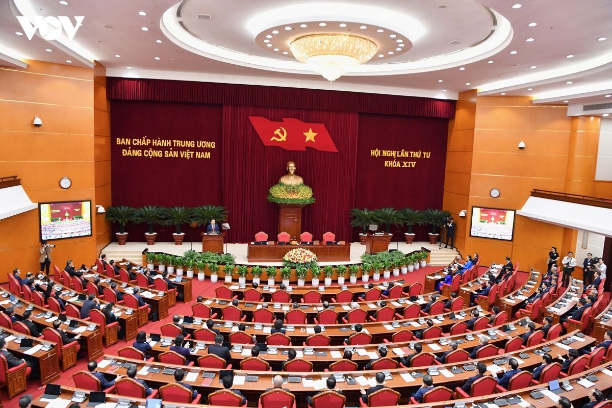越共十四届四中全会完成全部议程，圆满落幕。